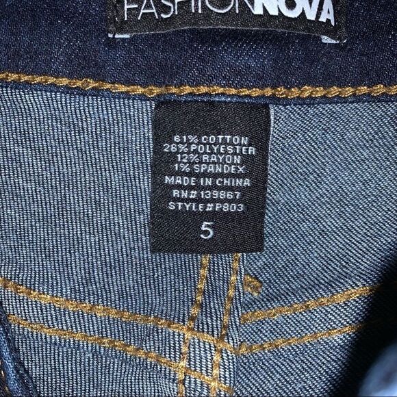 Fashion nova dark ripped stretch skinny jeans size 5 - Picture 3 of 9